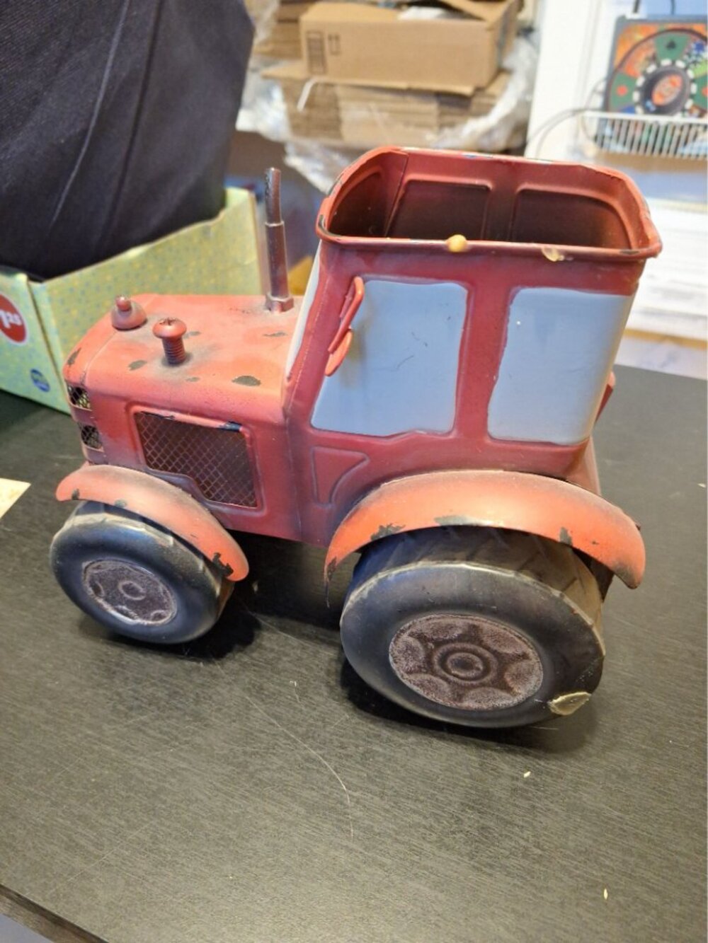 Vintage Metal Red Tractor Farmhouse Home Decor Rustic 9.2x6.5x8 - Picture 3 of 3